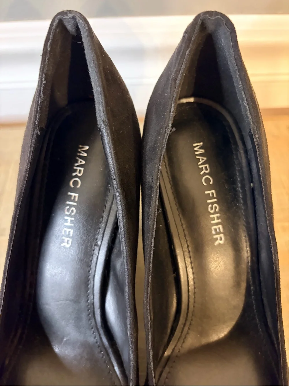 Marc Fisher Women’s Black Suede Pointy Toe Block Heel Pumps, Size 6.5